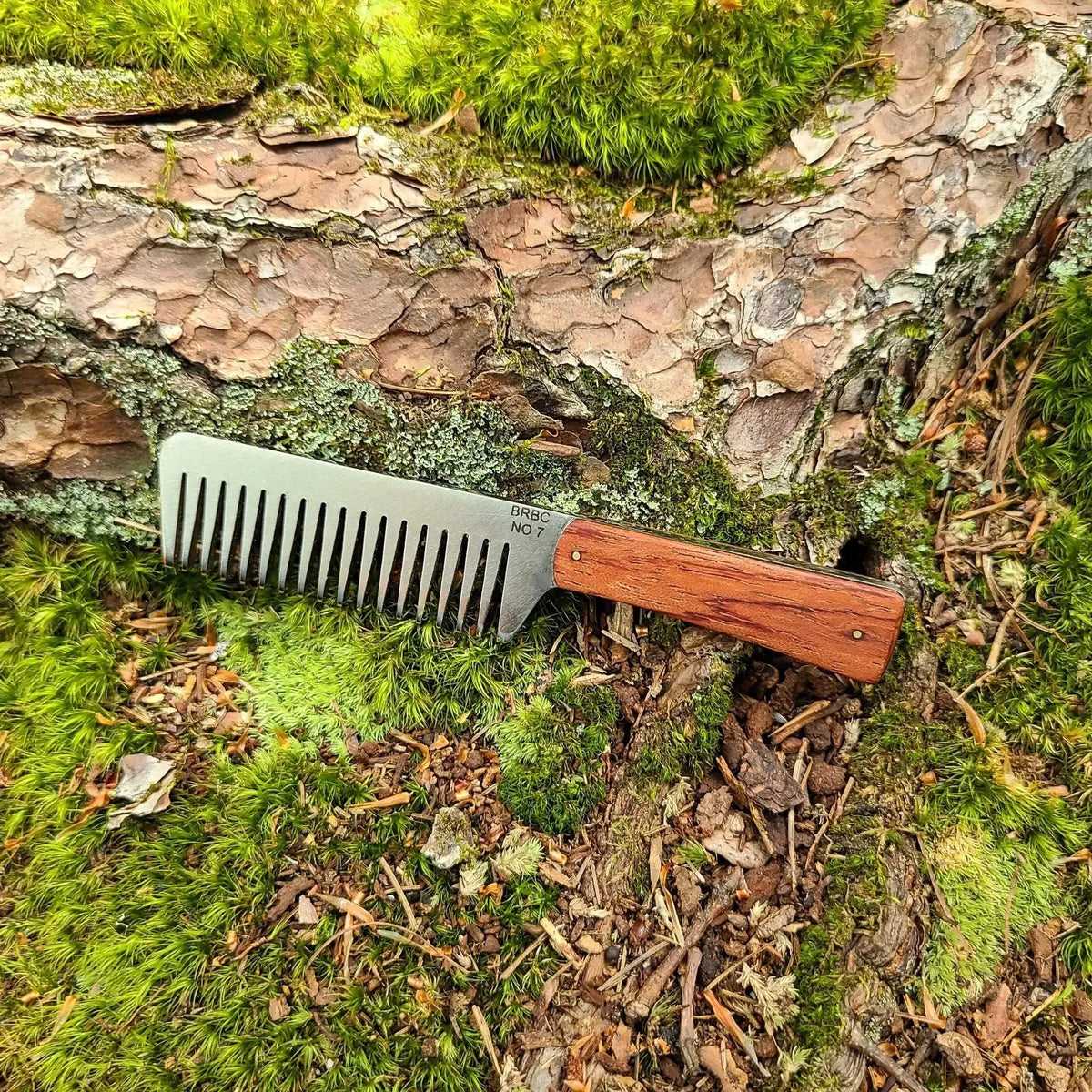 No. 7 stainless steel beard comb with a natural bubinga wood handle